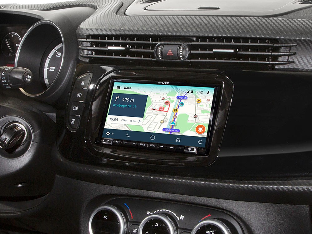 Alpine iLX-702-940AR autoradio per Alfa Romeo Giulietta (2014 in poi) multimediale Car Play Android Auto