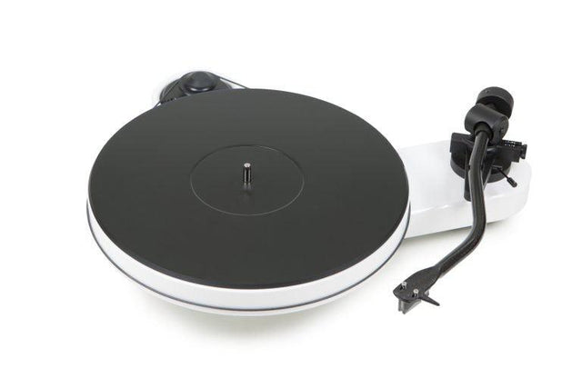 PRO-JECT RPM 3 giradischi Carbon con braccio a S da 10'',BIANCO - TechSoundSystem.com