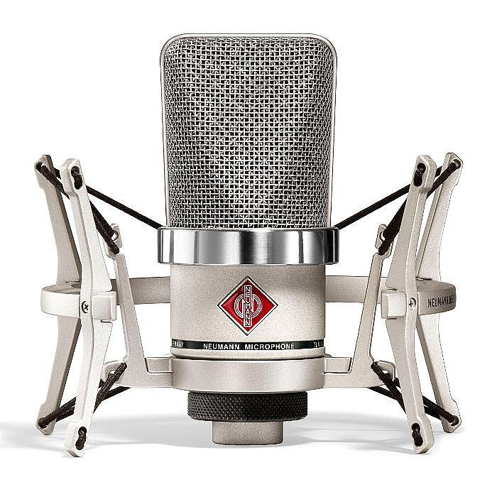 NEUMANN TLM102 STUDIO SET MICROFONO DA STUDIO A CONDENSATORE CARDIOIDE + SOSPENSIONE ELASTICA - TechSoundSystem.com