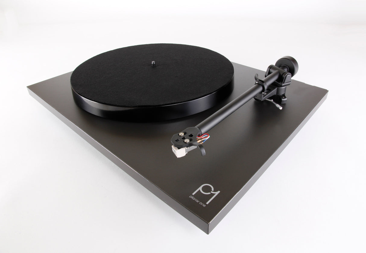 REGA Planar 1 PLUS NERO SATINATO Giradischi stadio Phono integrato, braccio RB110 e testina Carbon