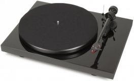 PRO-JECT DEBUT CARBON DC 2MRED